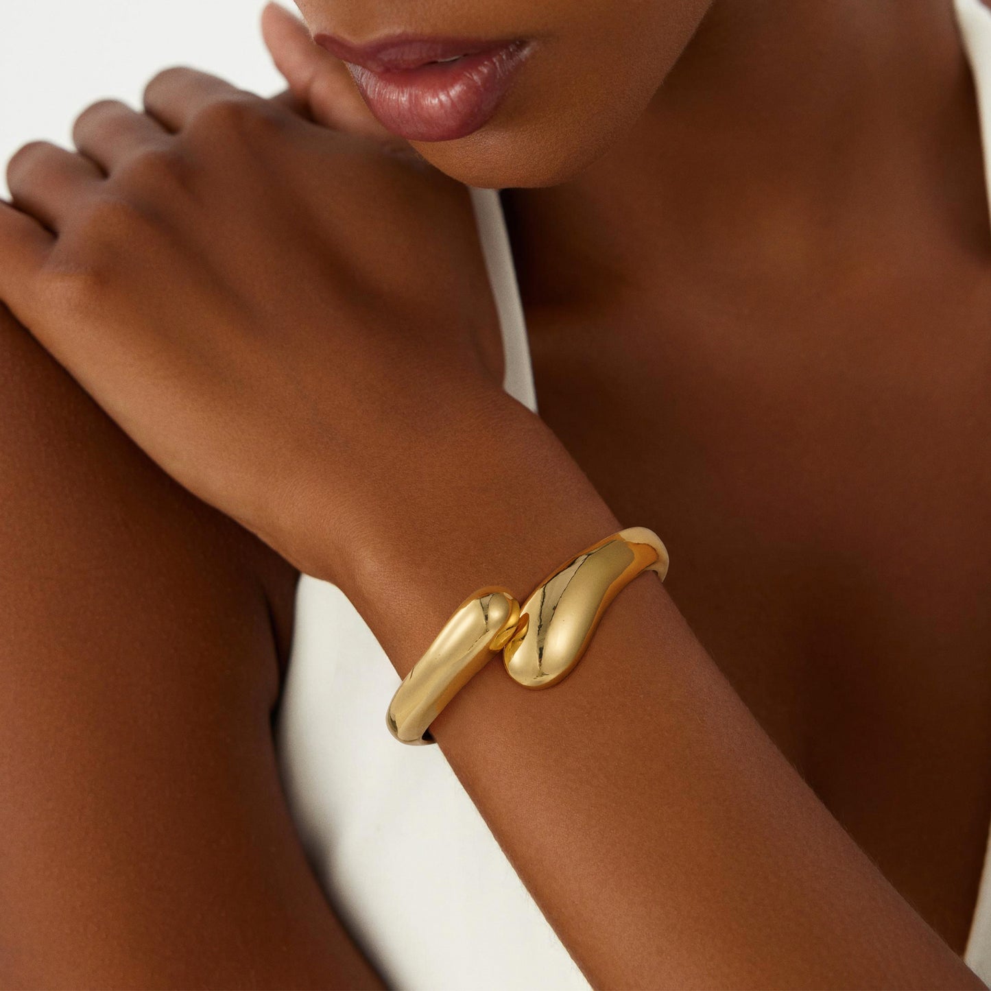 Geometric Adjustable Open Bangle Bracelet for Women in Zinc Alloy with Plated Finish