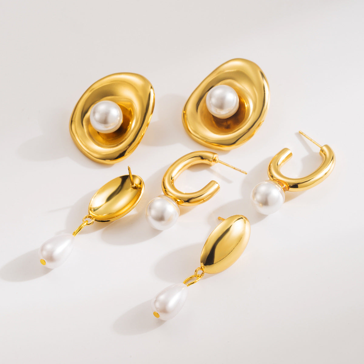 Orecchini minimalisti geometrici in acciaio inossidabile con perle d'imitazione per donna