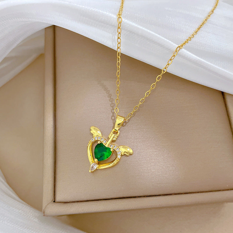 Encantador Collar con Colgante de Ala en Forma de Corazón de Acero de Titanio con Incrustaciones Completas de Diamantes de Imitación para Mujer y Uso Unisex