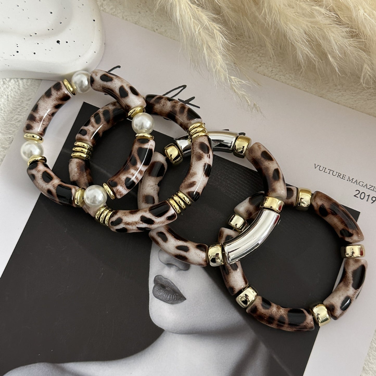 Fashion Vintage Geometric Acrylic Drip Oil Curved Tube Bracelet