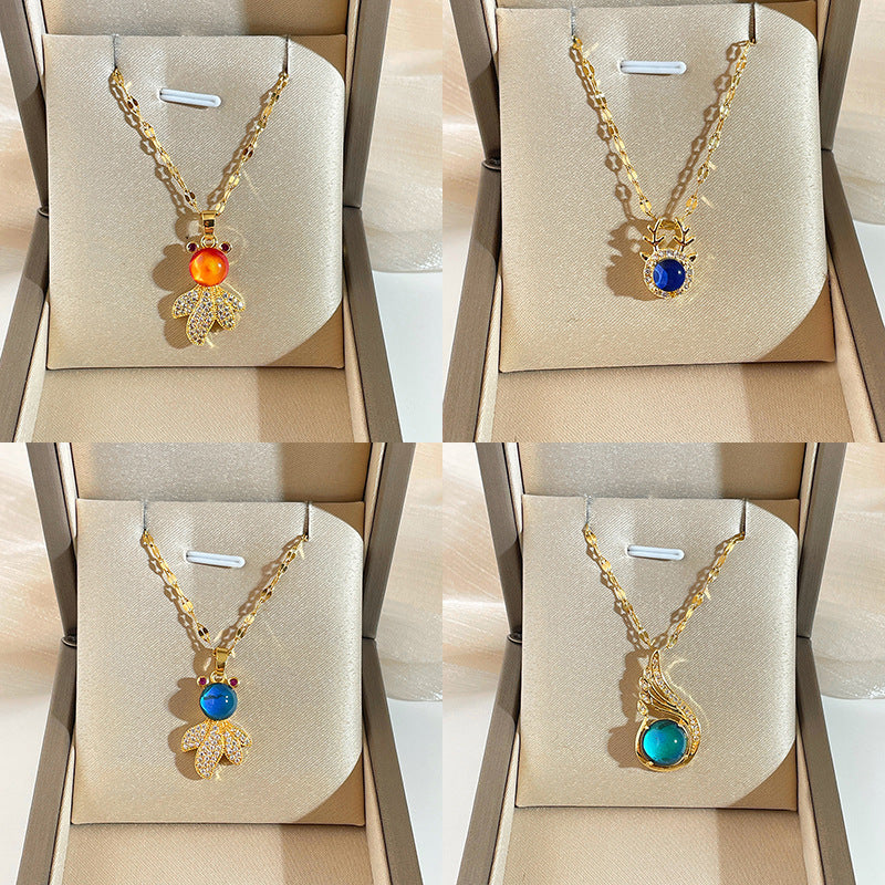 Natural Fresh Sweet Geometric Titanium Steel Necklace with Goldfish Pendant Snake Chain Choker for Women