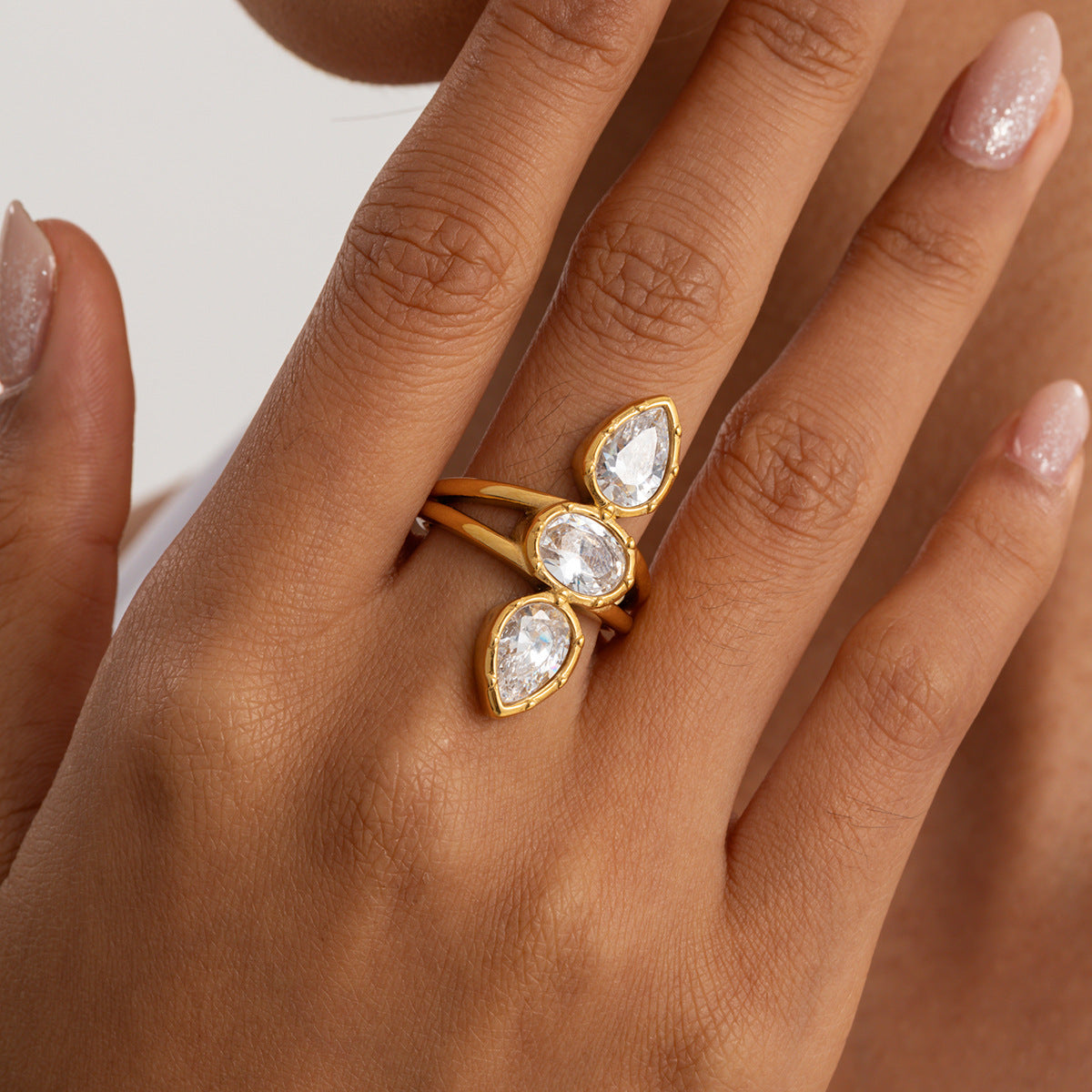 Luxury Geometric Oval Teardrop 18K Gold Plated Stainless Steel Ring with Cubic Zirconia for Women