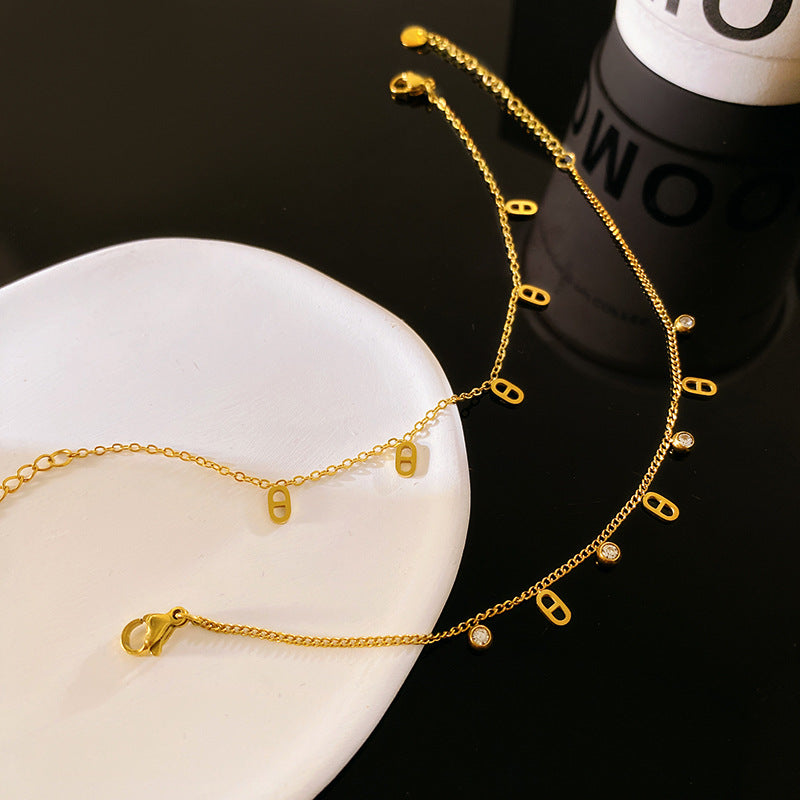 Minimalist Sweet Single Rhinestone Infinity Symbol Titanium Steel Bracelet