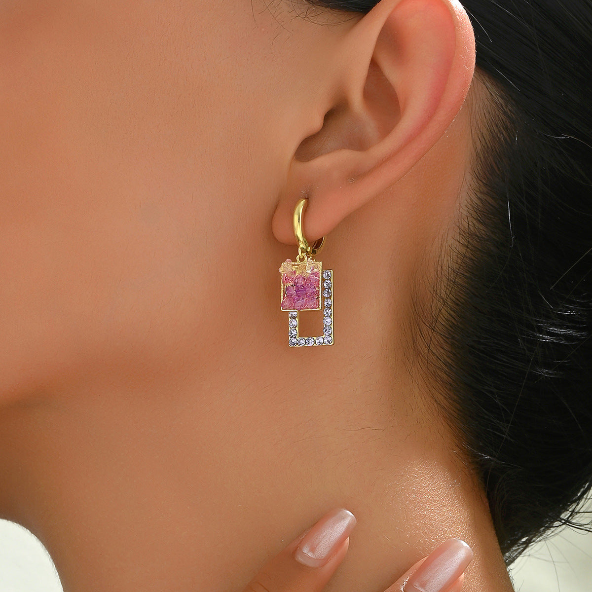 Pendientes minimalistas geométricos de amatista incrustada para mujer con postes de acero inoxidable, diseño colgante contemporáneo multicapa