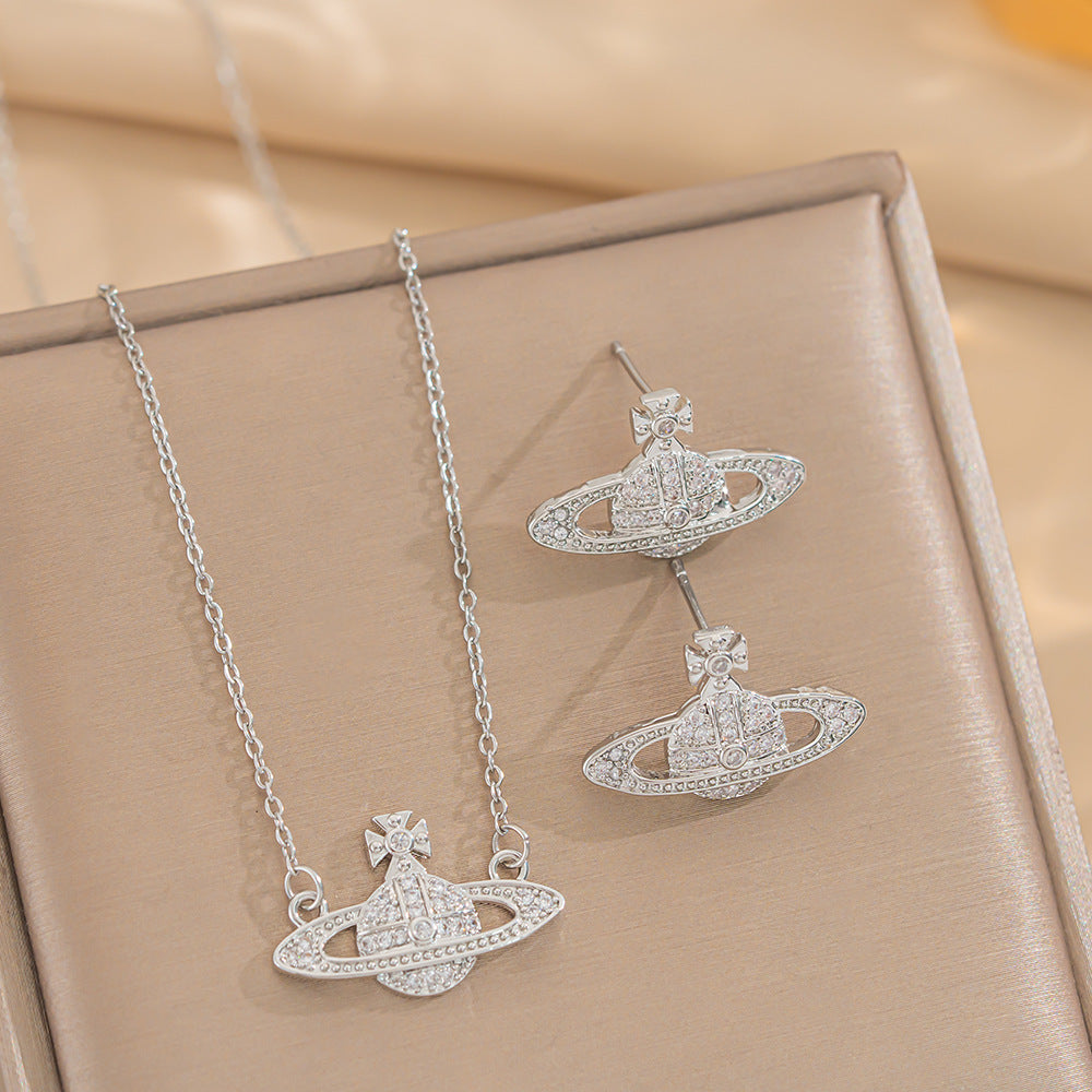 Set di Collana e Orecchini con Ciondolo a Goccia a Cuore Minimalista di Lusso in Acciaio al Titanio con Intarsi di Strass e Placcatura in Oro su Catena a O