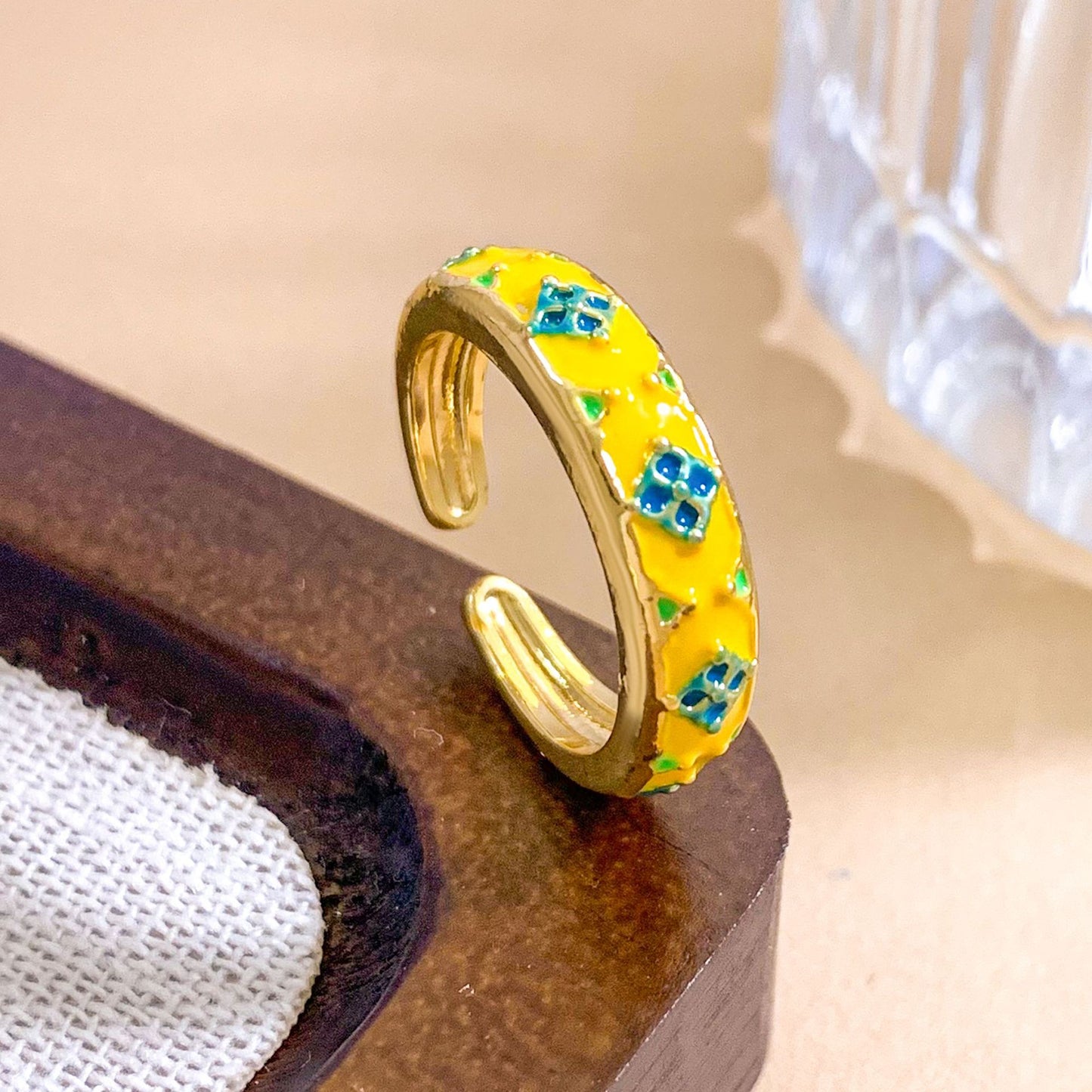 Vintage Sweet Geometric Floral Gold Plated Brass Adjustable Ring for Women