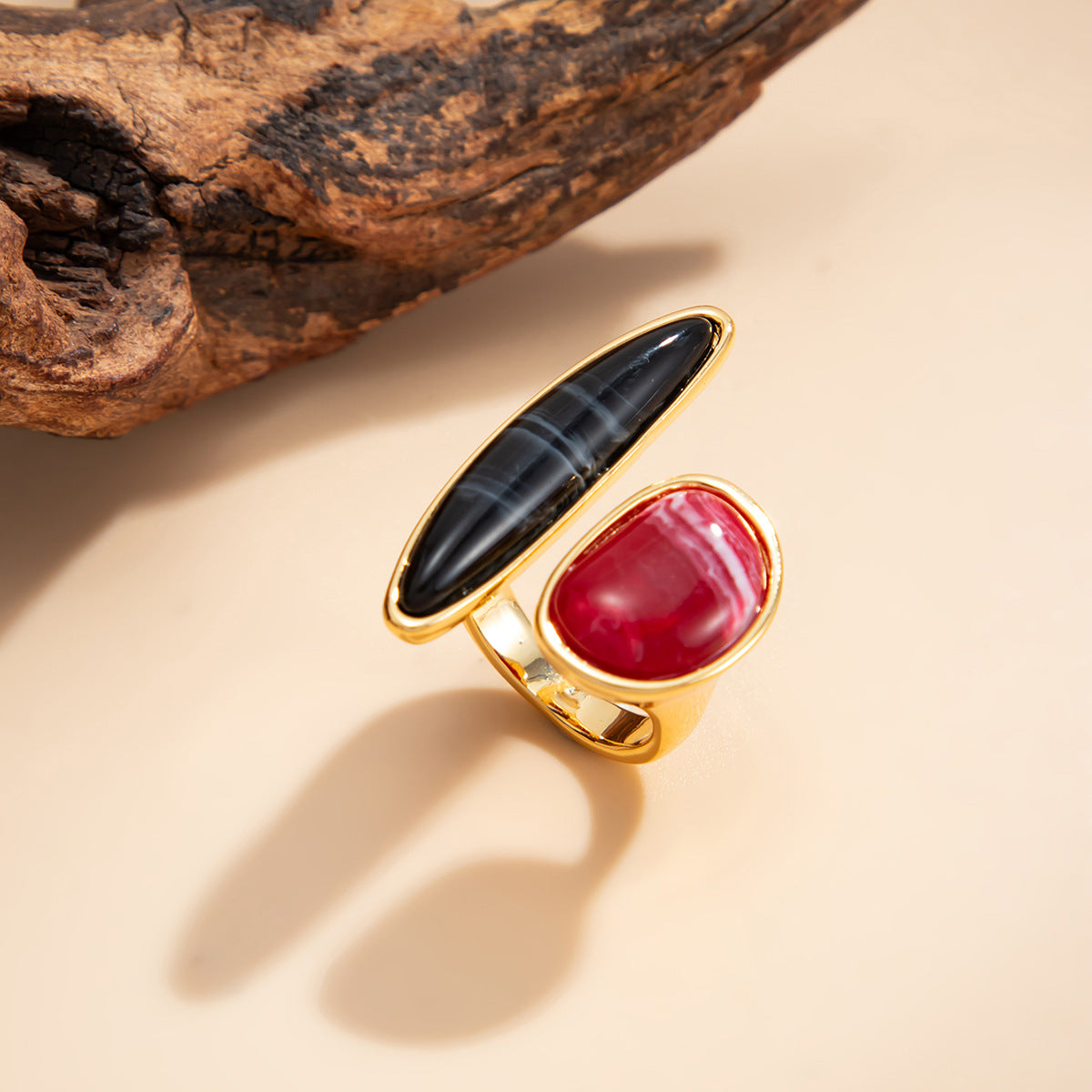 Vintage Geometric Oval Gemstone Plated Zinc Alloy Open Ring for Women