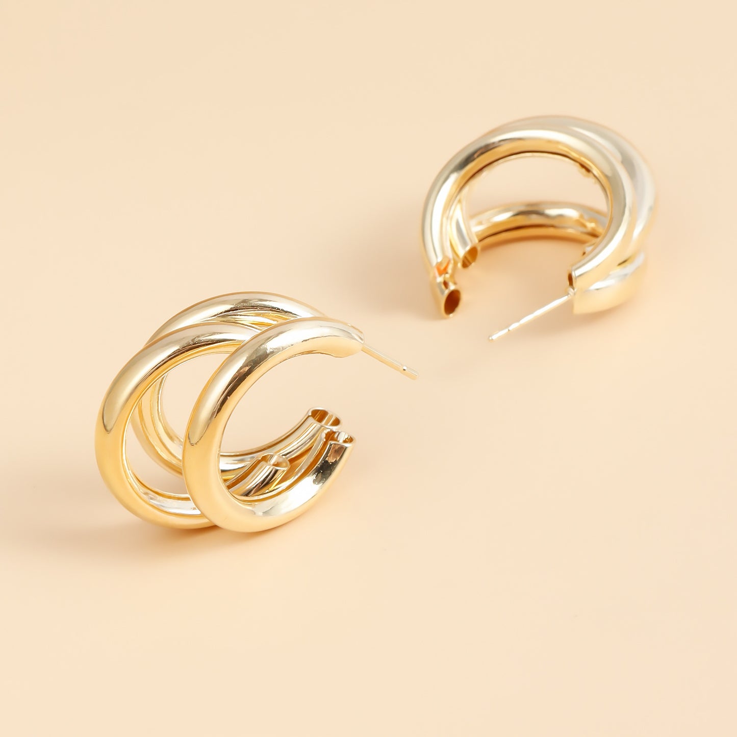 Pendientes de aro de metal en forma de U, minimalistas vintage para mujer con acabado chapado