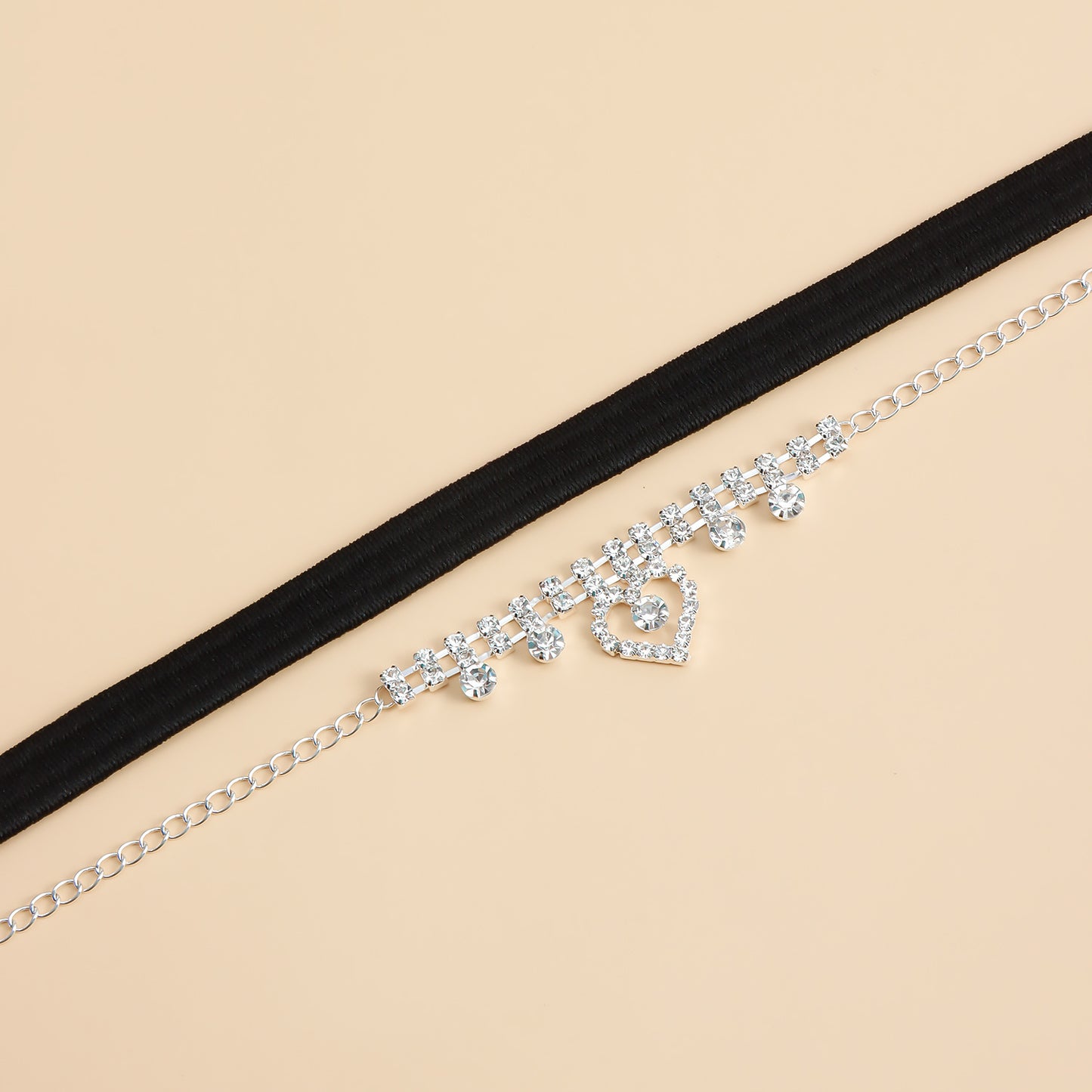 Cadena elástica de moda para piernas con forma de corazón para mujeres con detalles de diamantes de imitación y diseño geométrico