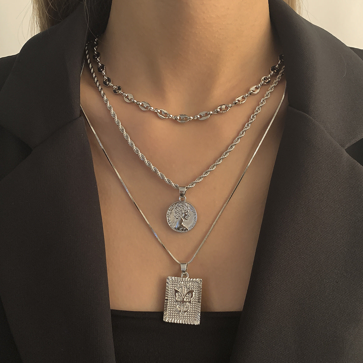 Ethnic Hip-hop Geometric Figure Pendant Plated Alloy Necklace Singapore Chain Women's Jewelry