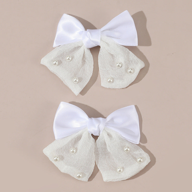 Bonito Pasador de Pelo Infantil con Diseño de Lazo Blanco Hecho de Tela con Cinta de Tul y Adornos de Diamantes de Imitación
