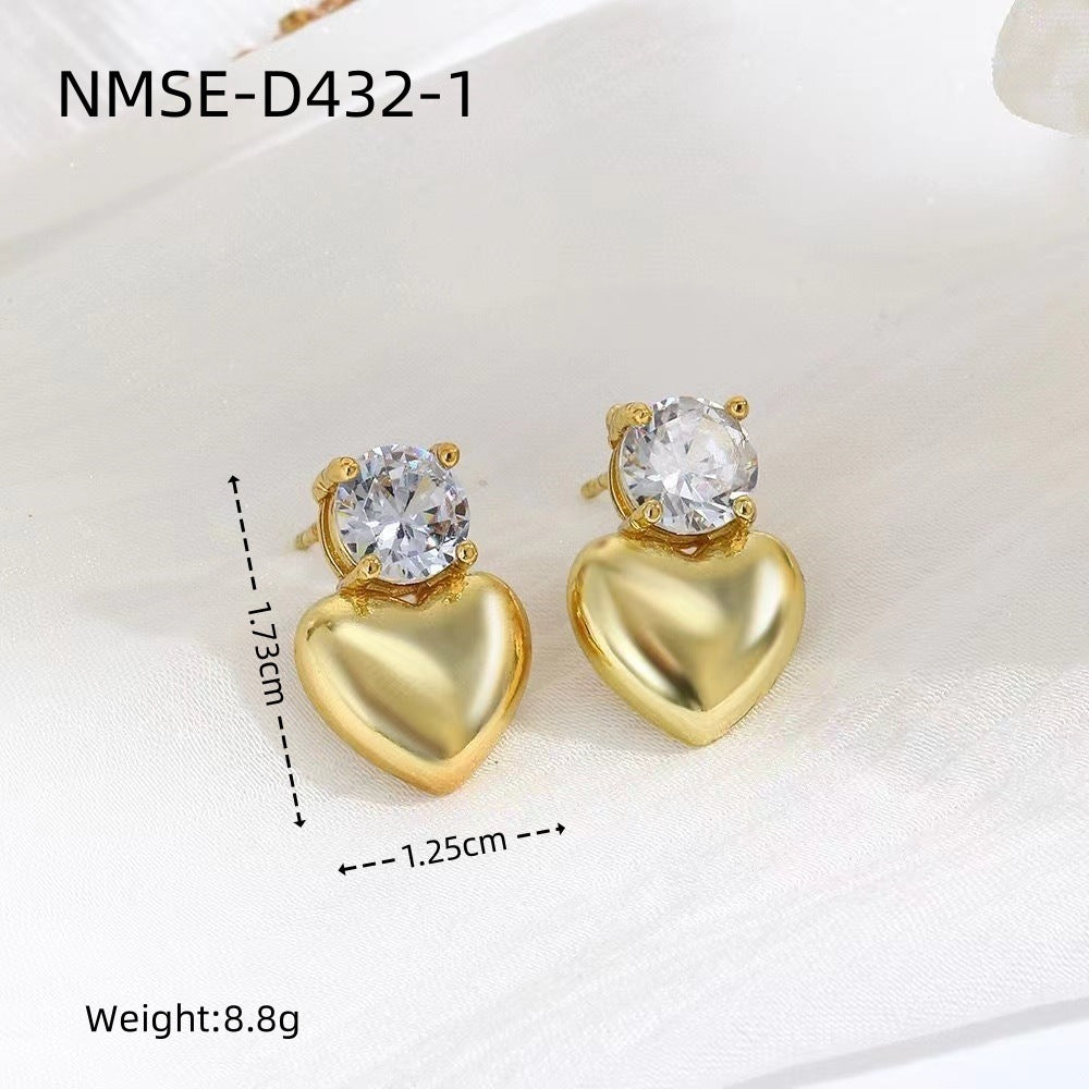 Elegante conjunto de pendientes y anillo de acero de titanio con forma de corazón y motivo de estrella de mar, galvanizado para un aspecto premium resistente a la decoloración