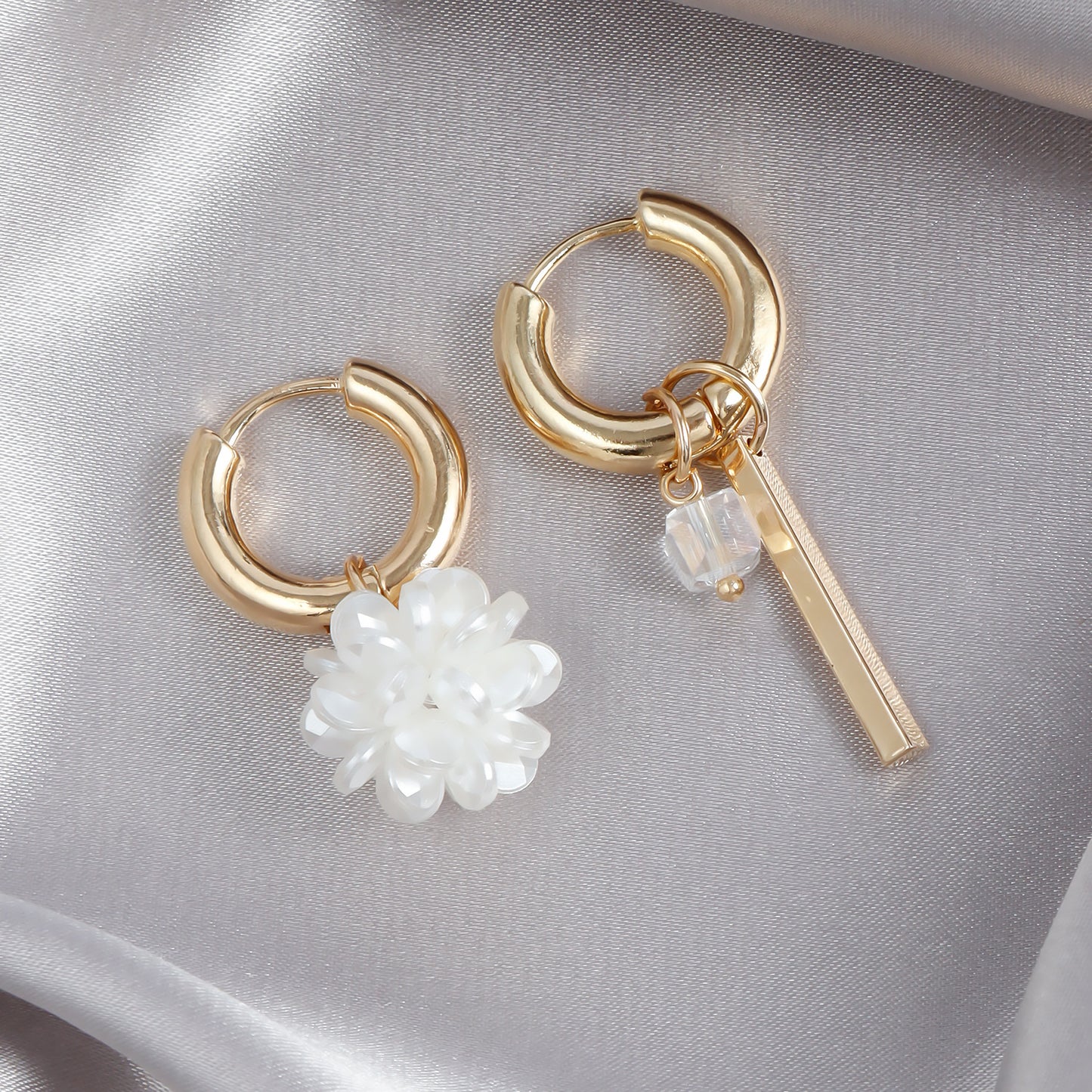 Minimalist Elegant Double-Hoop Long Bar Earrings for Women with Spherical Shape Electroplated Metal and Pearl-Like Finish