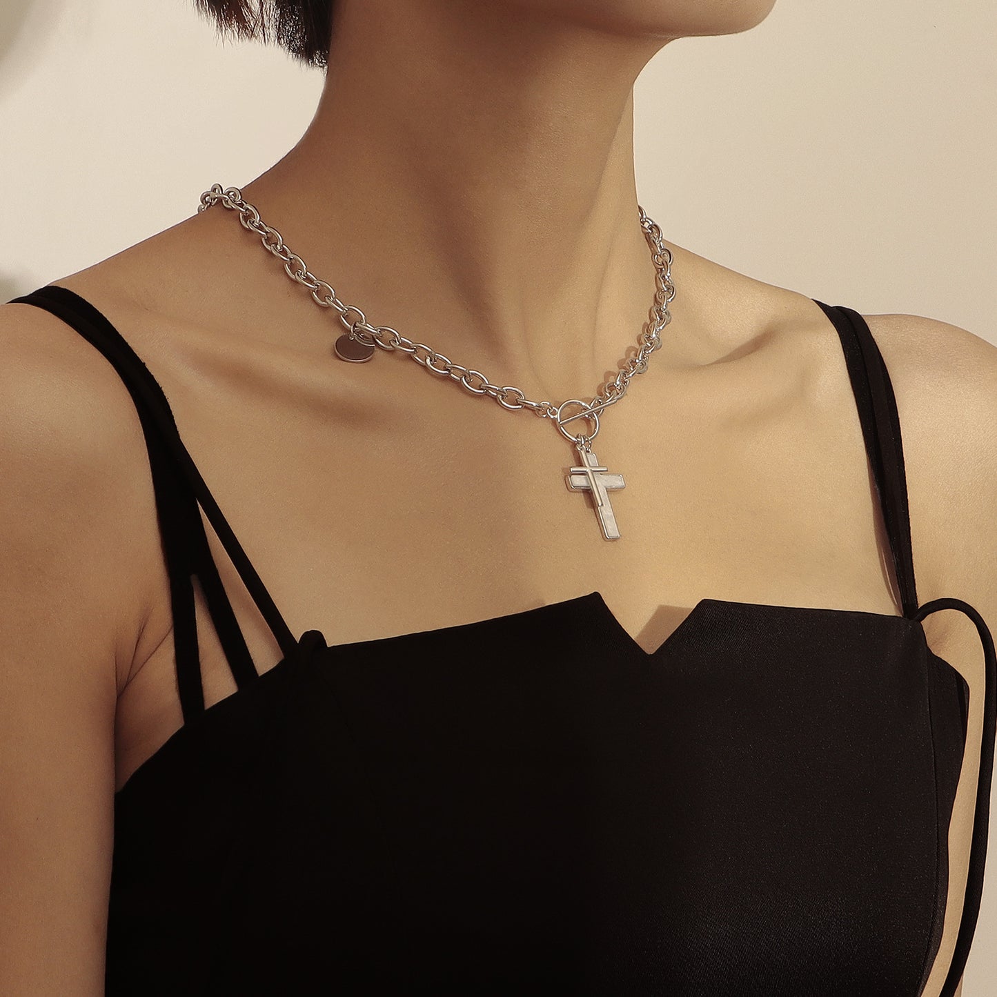 Punk Style Geometric Double Cross Pendant Necklace in Alloy with Electroplating for Women