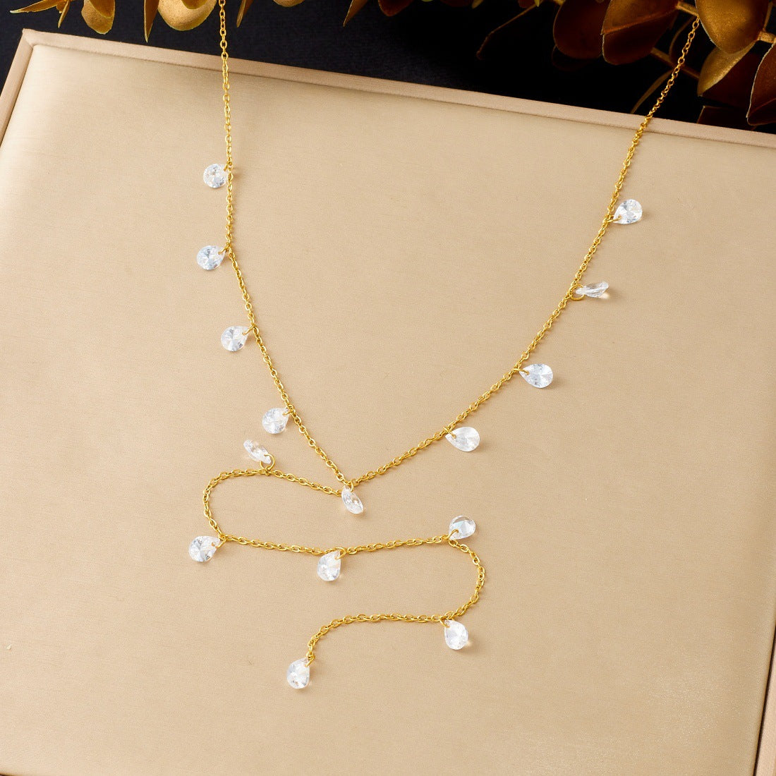 Minimalist Gold Plated Stainless Steel Teardrop Pendant Necklace with Tassel Chain for Women