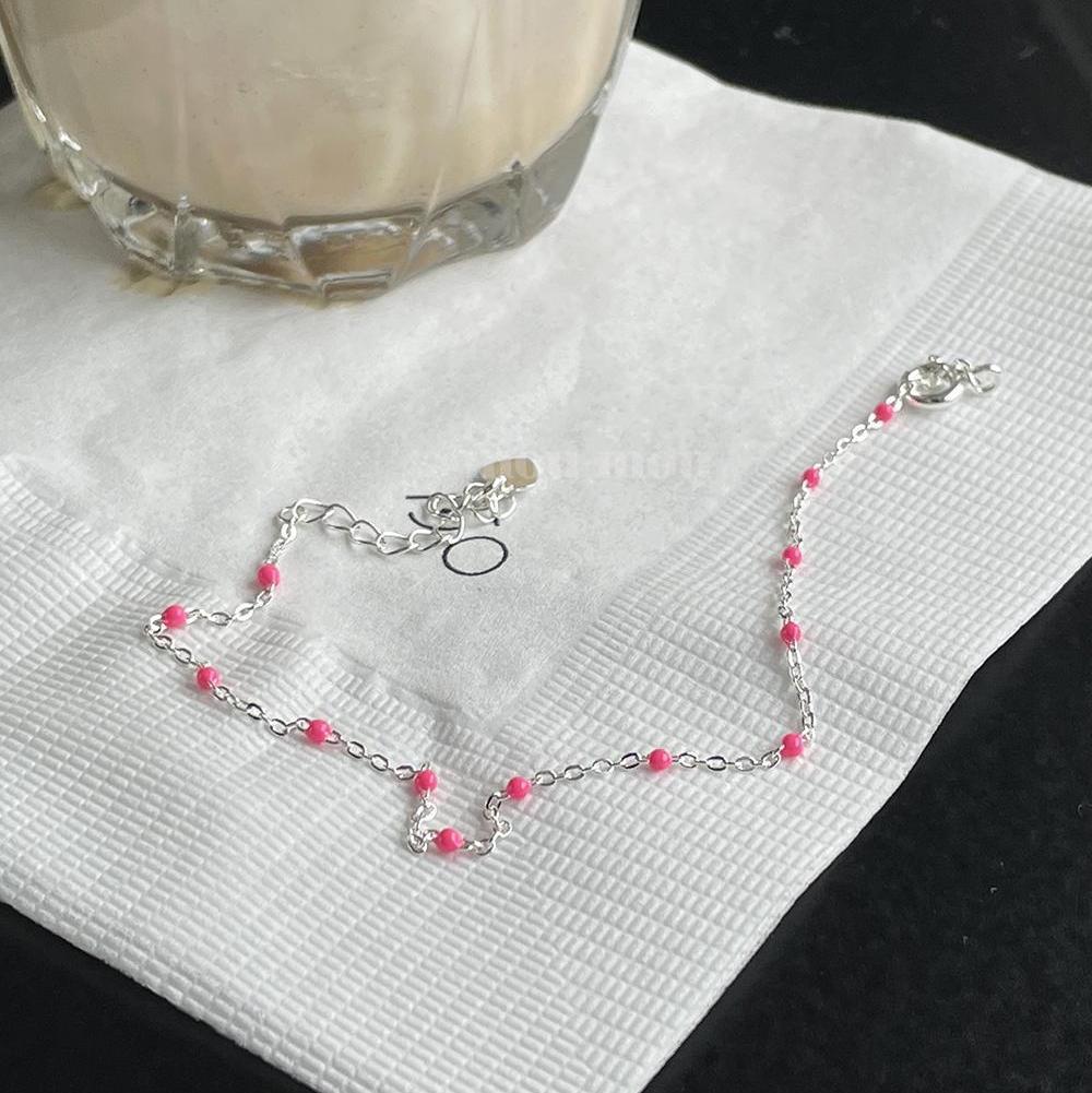 Bracciale Minimalista con Perline in Argento Sterling 925 con Perline a Cupola in Resina e Motivo a Pois