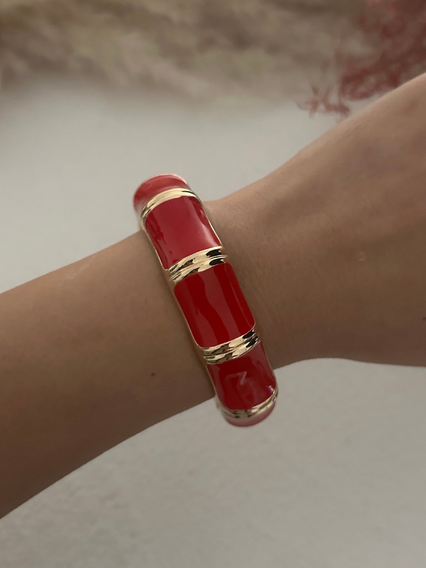 Bracciale elastico aperto a cuore geometrico bohémien vintage rosso smaltato