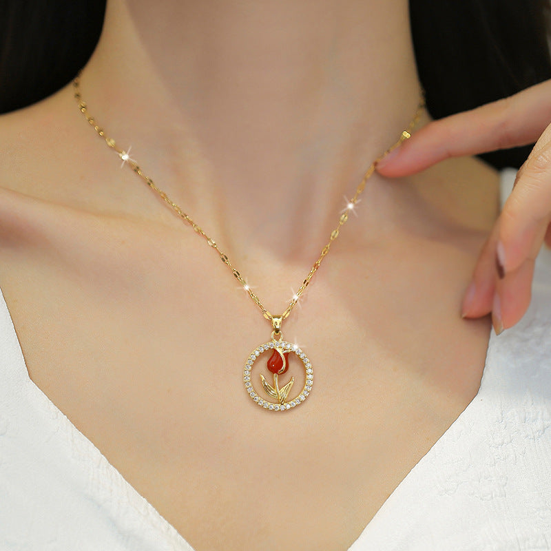 Collana con ciondolo a rosa geometrico floreale, dolce e di lusso, in acciaio al titanio per unisex