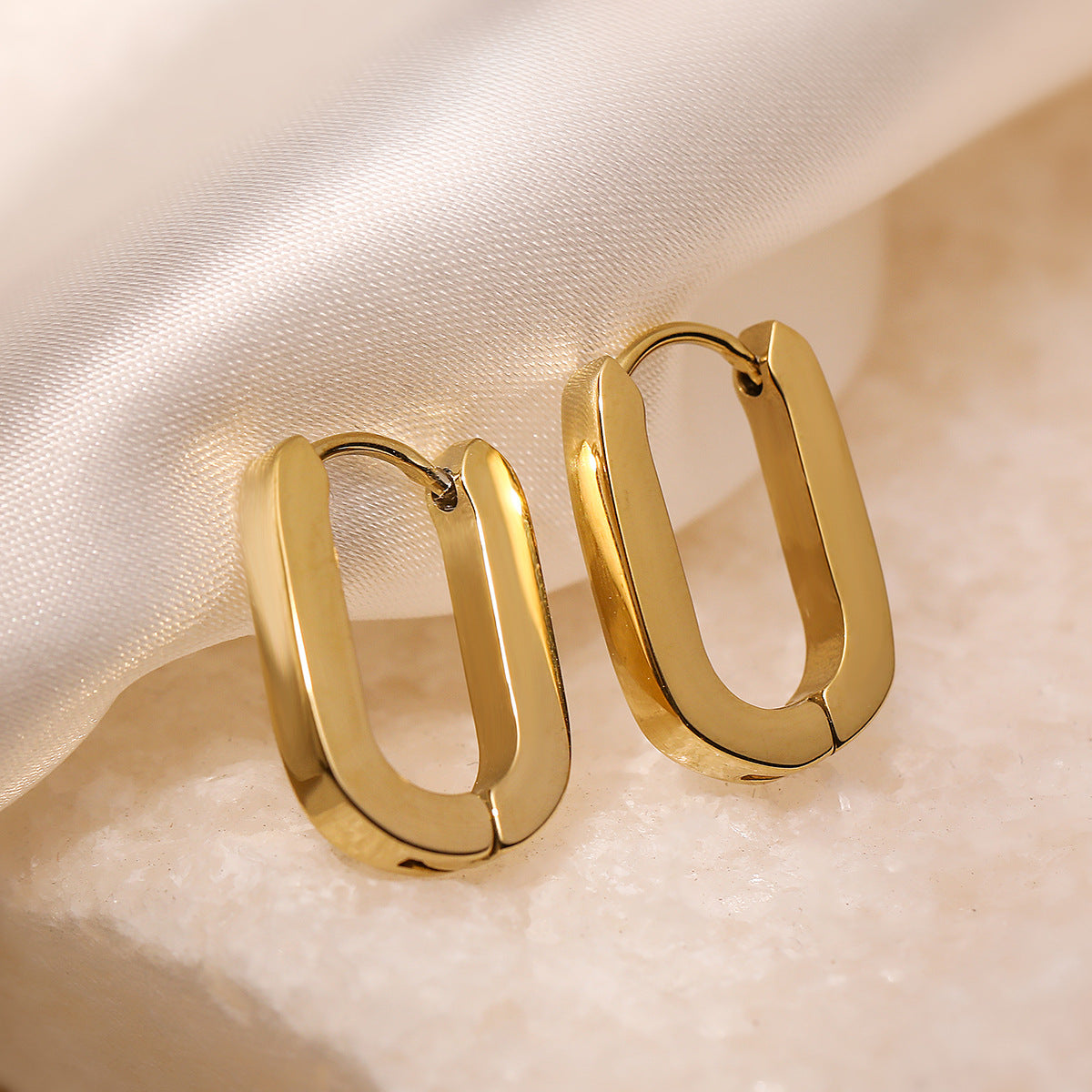 Minimalist 18K Gold Plated Stainless Steel Geometric U-Shaped Earrings for Women