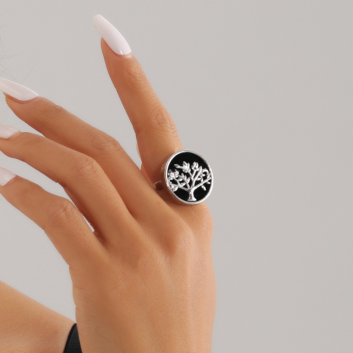 Anillo de árbol de la vida geométrico de moda para mujer en metal chapado en oro con estética de lujo minimalista
