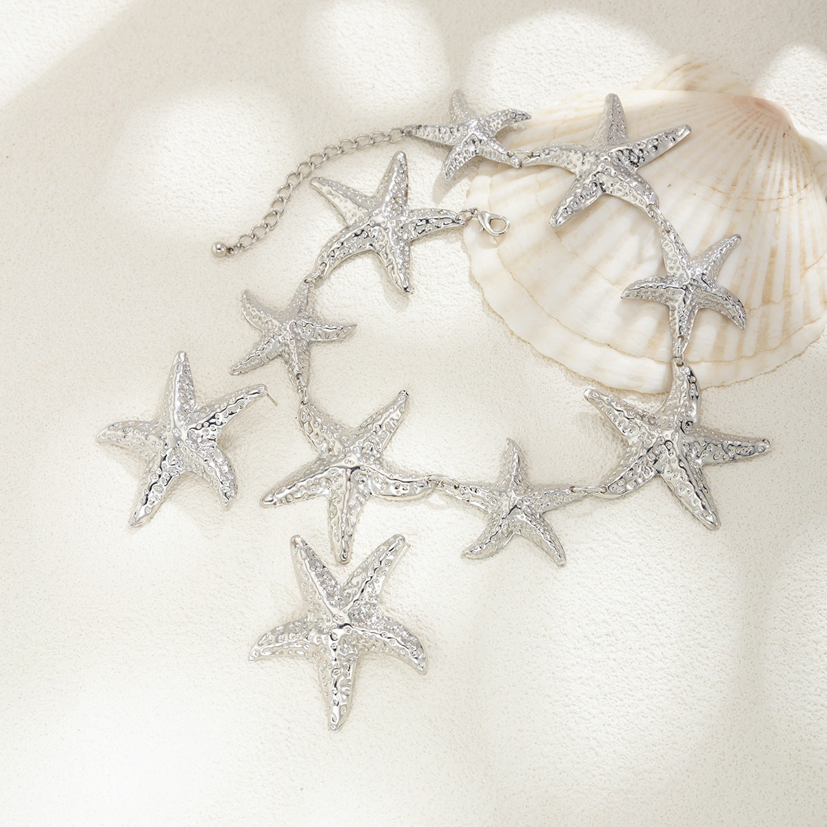 Collana con Pendente Geometrico a Stella Dolce-Grintoso con Finitura in Ferro Galvanizzato per Donna