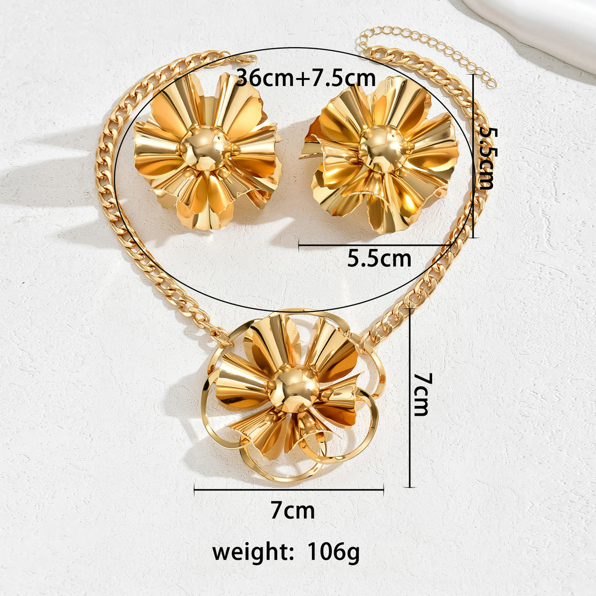 Set collana con pendente floreale e orecchini a perno in lega con placcatura e design a petalo per donna, stile minimalista di lusso