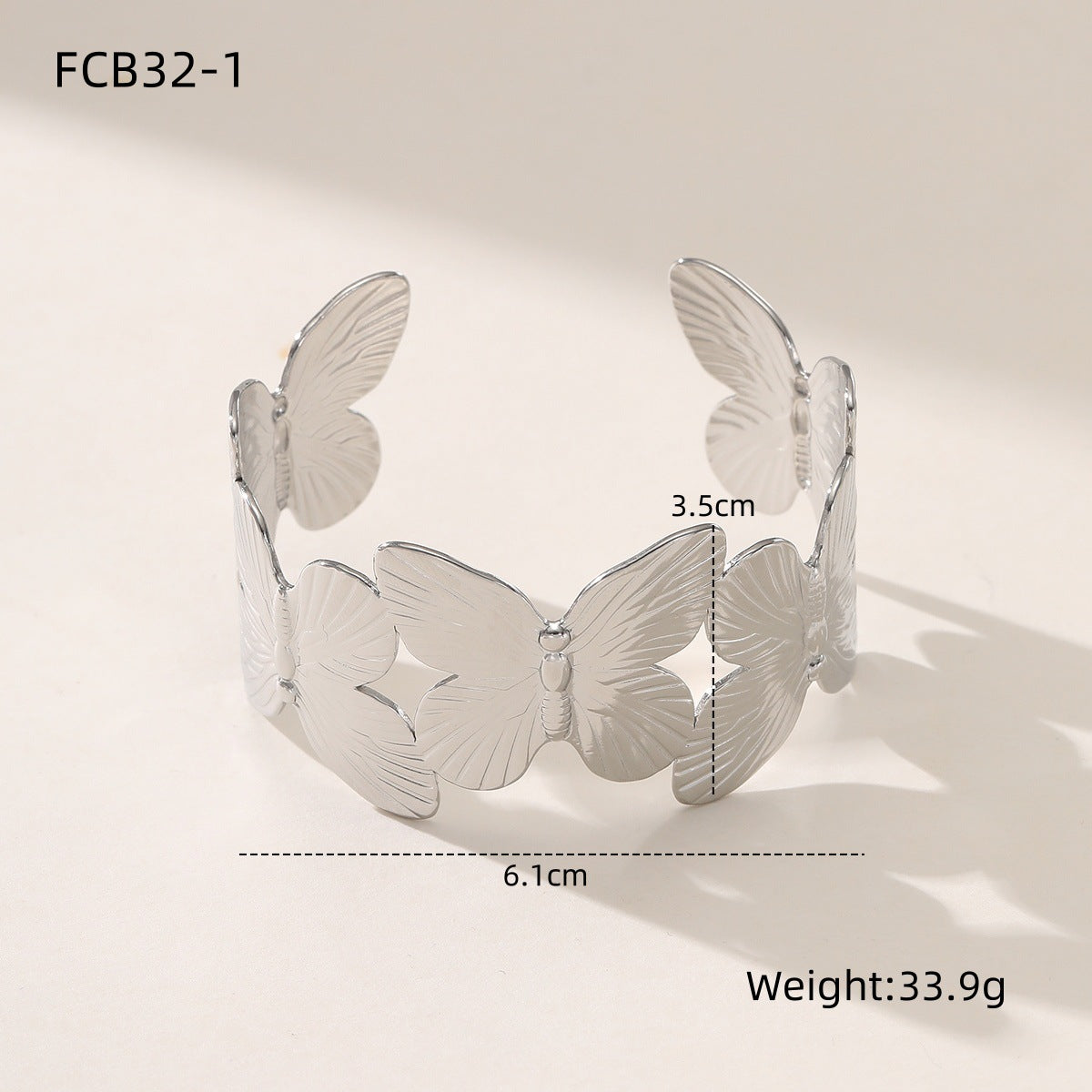 Bracciale Minimalista a Farfalla da Donna in Acciaio al Titanio Placcato Oro 18K, Ipoallergenico e Resistente allo Sbiadimento