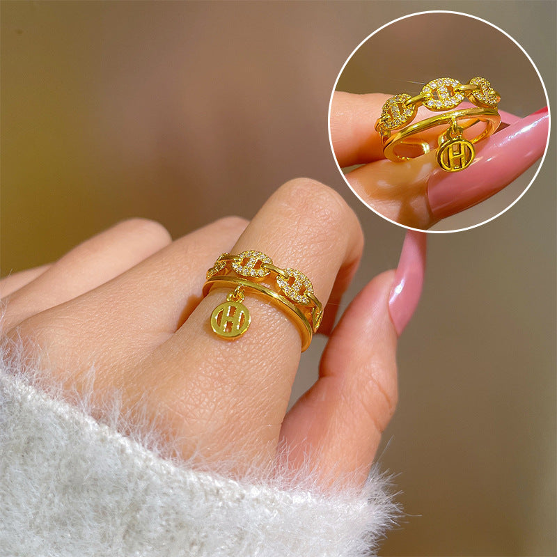 Minimalist Sweet Geometric Round Brass Plated Rhinestone Ring for Women and Men