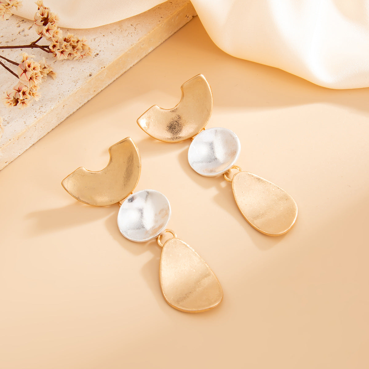 Luxury Geometric Oval Plated Alloy Earrings for Women