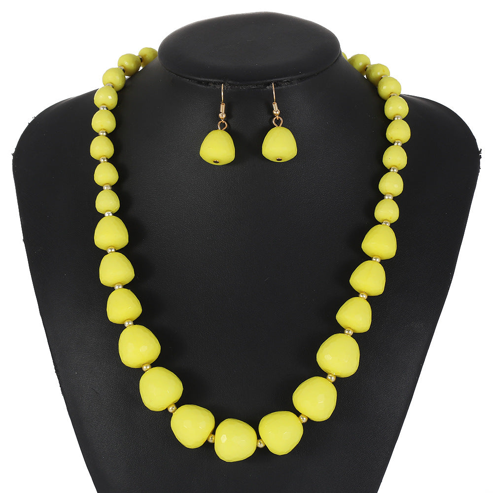Retro Artistic Resin Necklace Set with Heart Teardrop and Bell Charms on O-Chain for Women