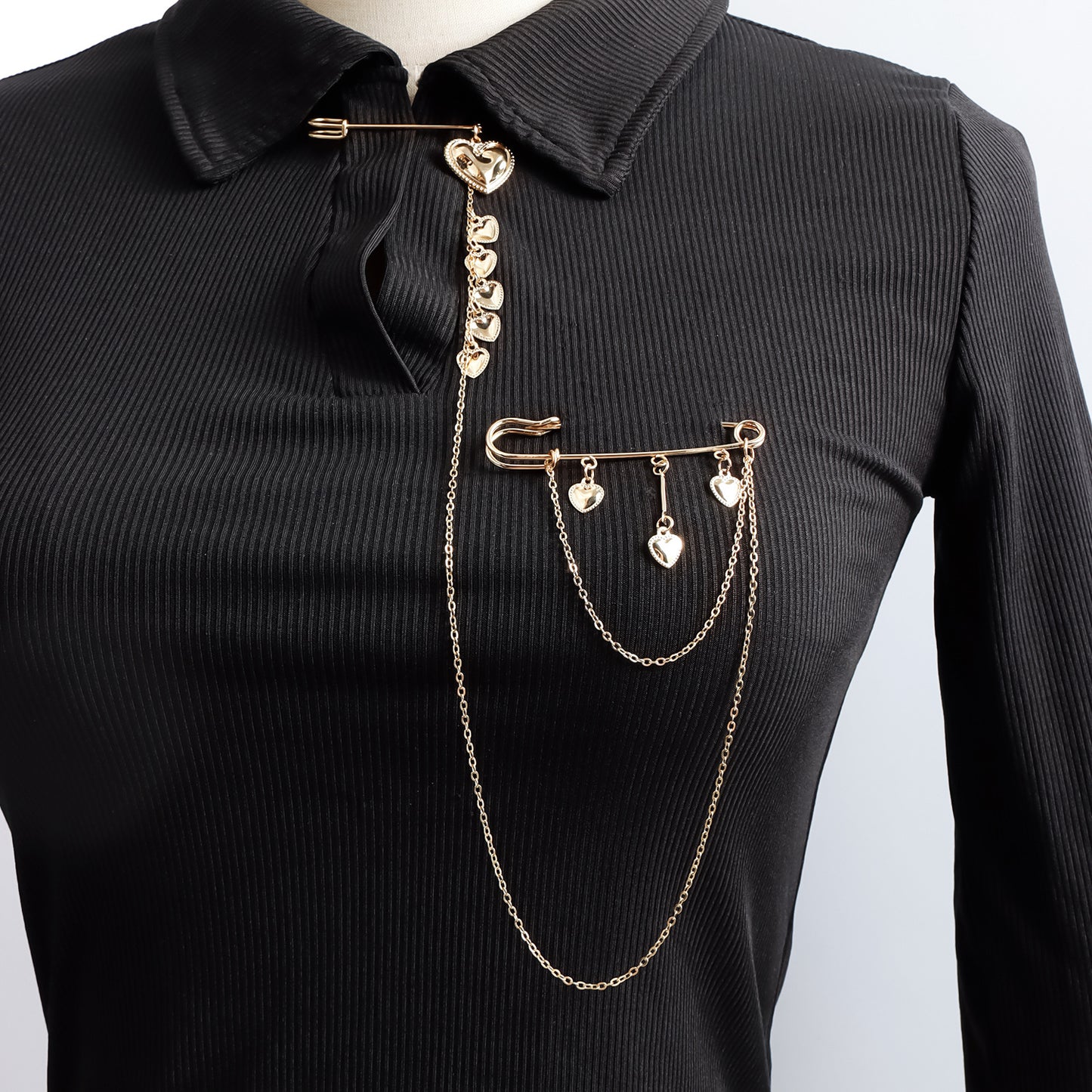 Vintage Heart-Shaped Alloy Brooch with Plated Finish for Women, Functional Adjustable Closure Fashion Accessory