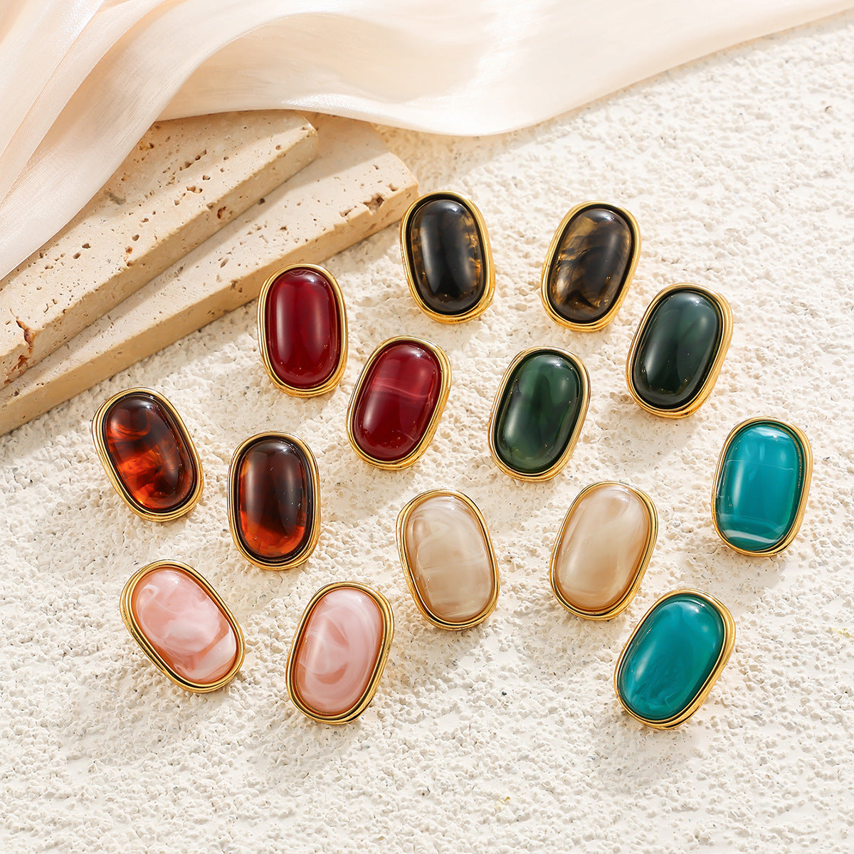 French Vintage Oval Gradient Resin 18K Gold Plated Stainless Steel Earrings for Women