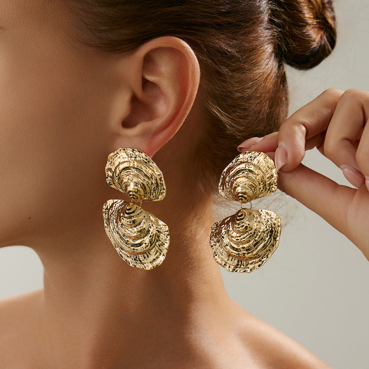 Vintage Drip Oil Floral Alloy Earrings for Women