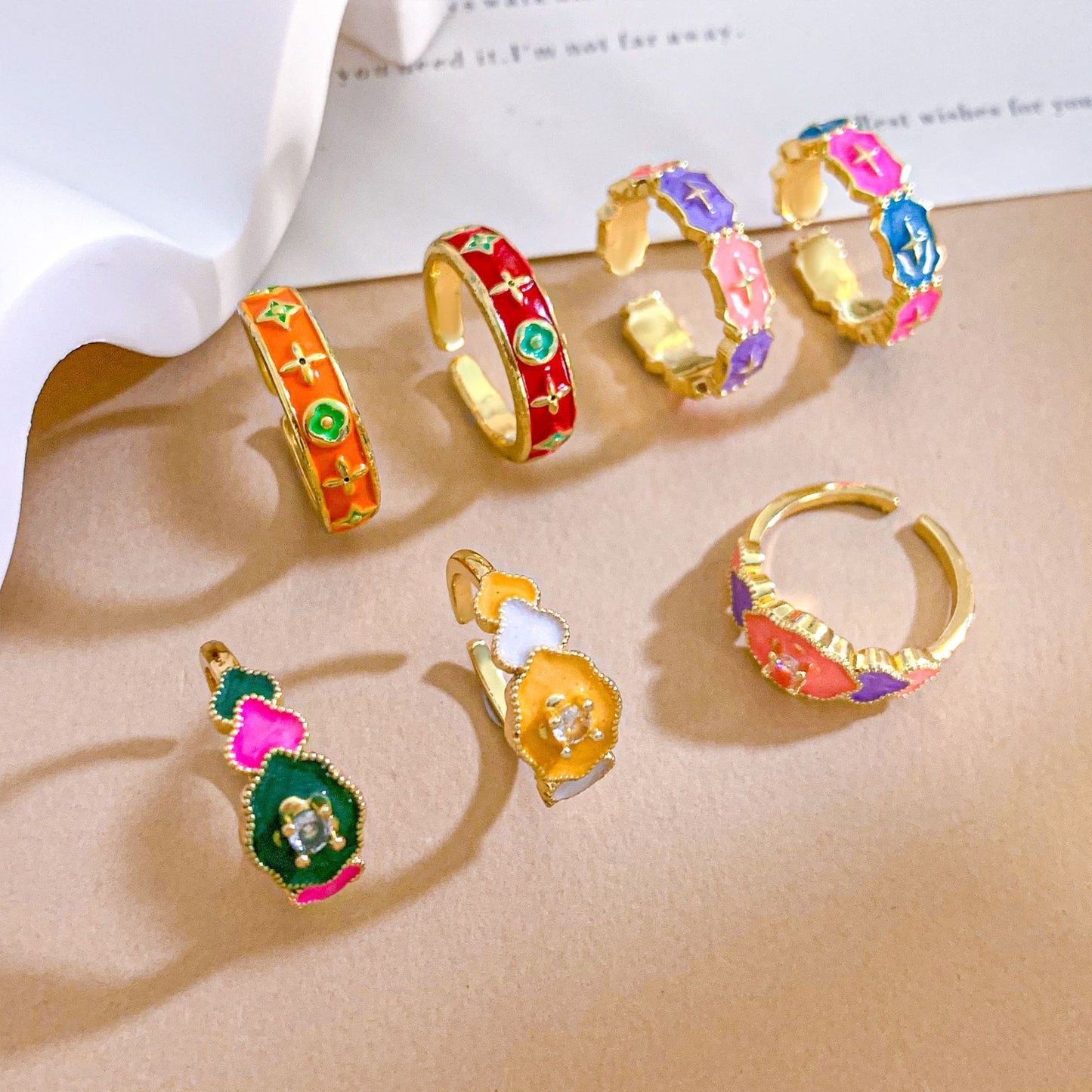 Anello aperto dolce floreale in ottone placcato oro da donna