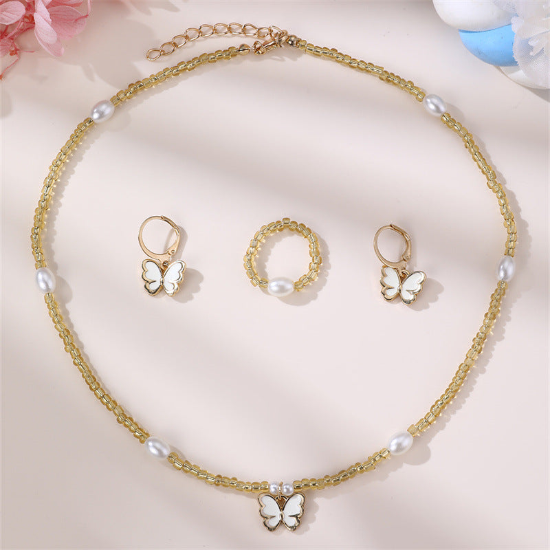 Collar con colgante de corazón de cuentas de cristal hecho a mano, estilo bohemio minimalista para niños