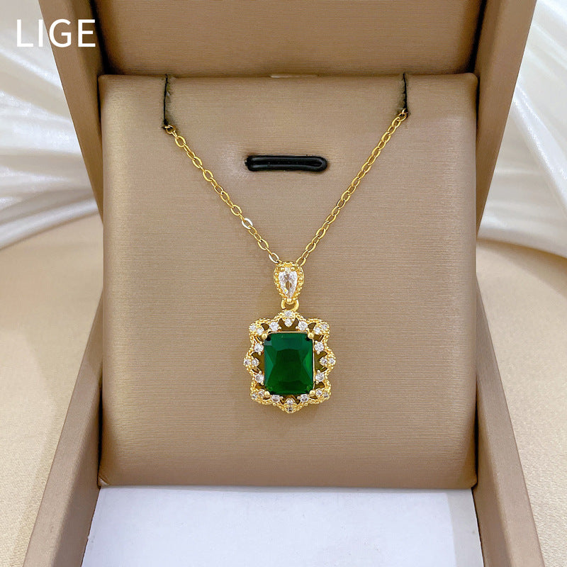 Minimalist Geometric Green Gemstone Rhinestone Pendant Necklace for Women Titanium Steel Delicate Clavicle Chain