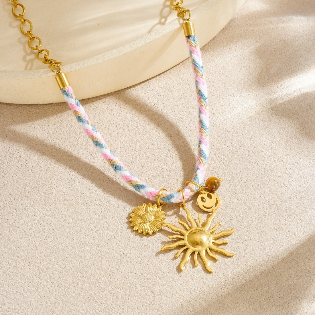 Sweet Gold Plated Stainless Steel Sunflower Pendant Necklace for Women