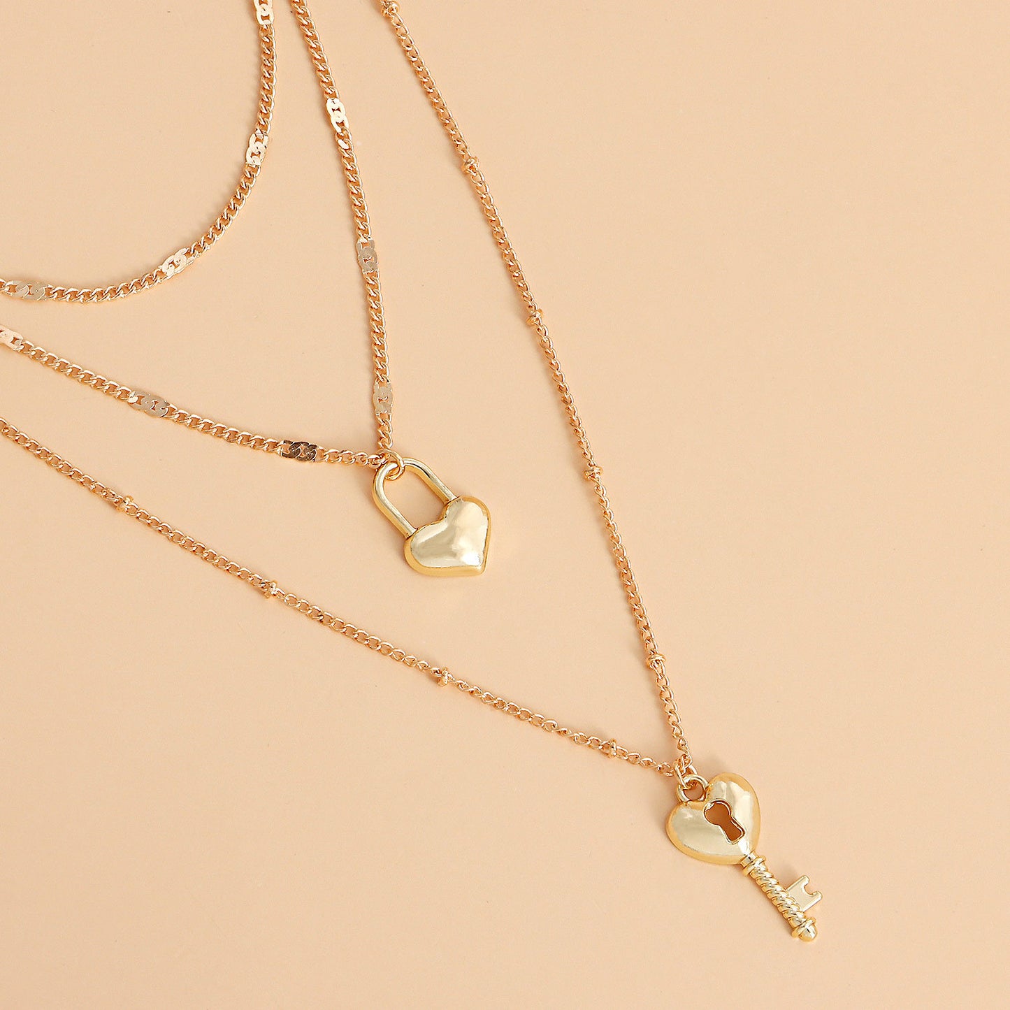 Minimalist Heart-Shaped Alloy Pendant Necklace with Plated Finish and Multi-Layer Clavicle Chain
