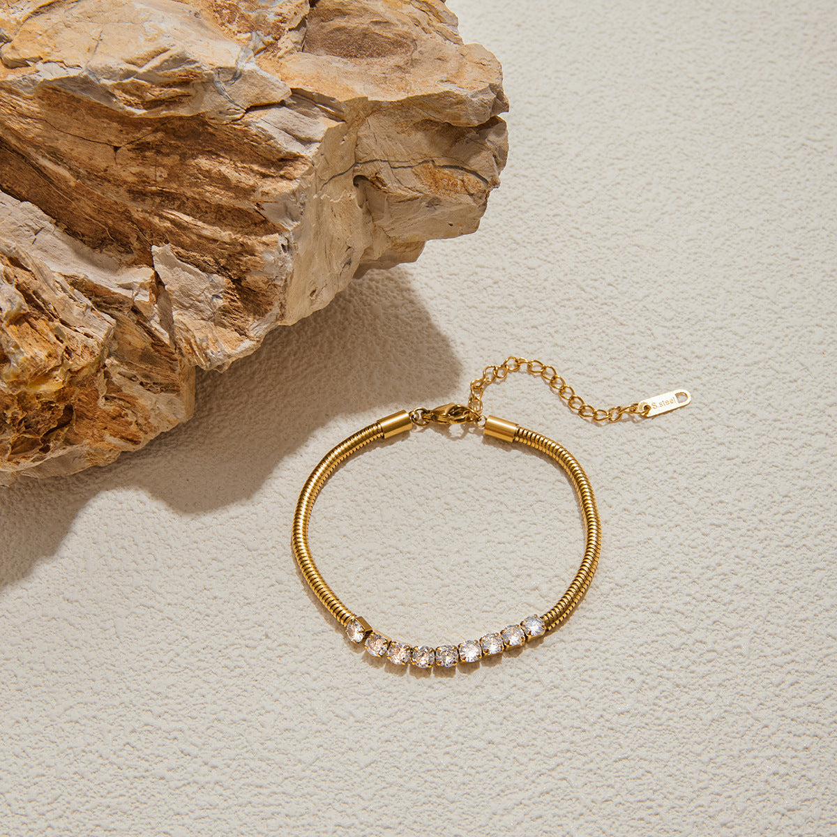Anillo geométrico de lujo, pulsera de acero inoxidable de 18 quilates chapada en circonita cúbica para mujer