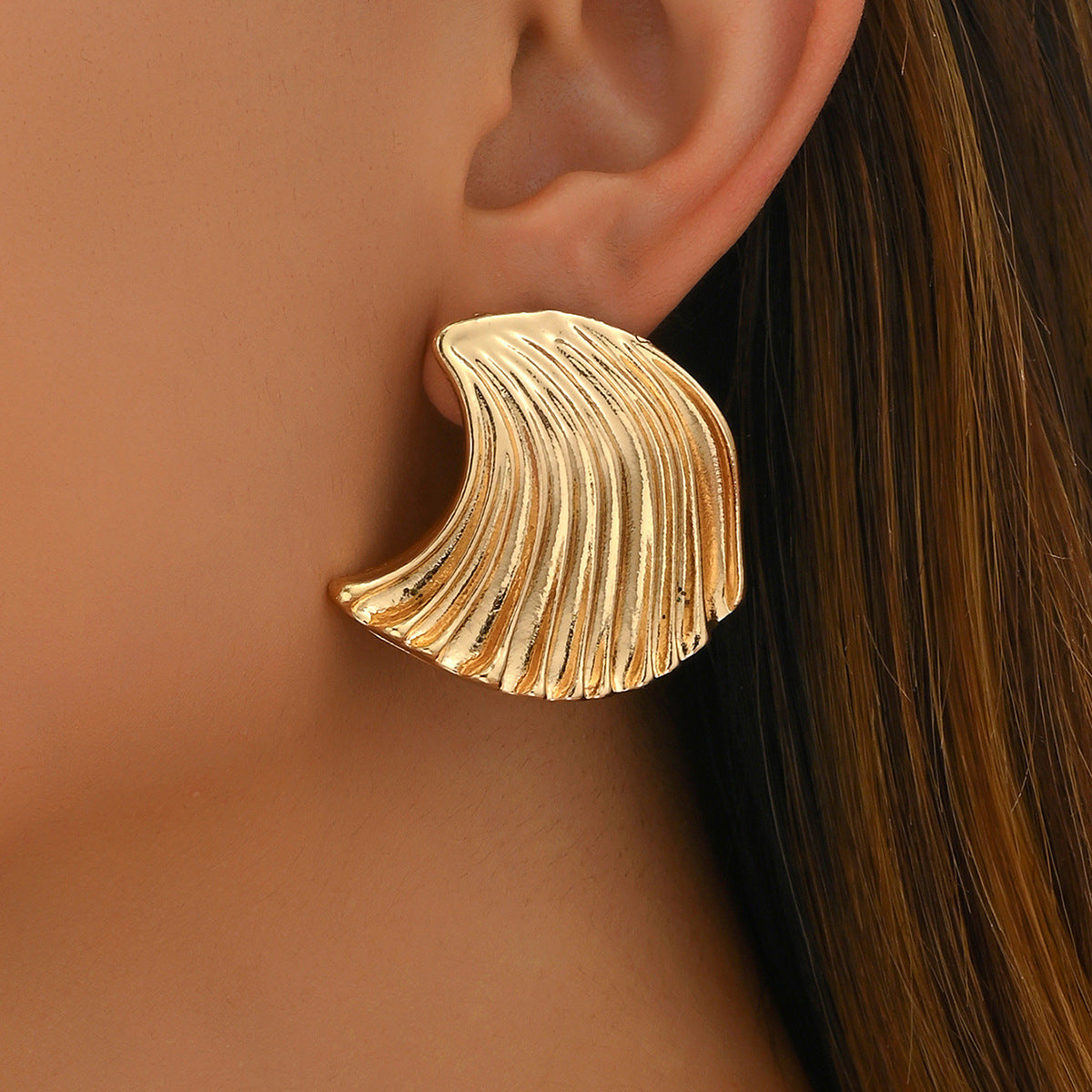Pendientes con diseño de ondas geométricas, estilo oficina, a la moda, para mujer, de aleación de zinc con acabado galvanizado