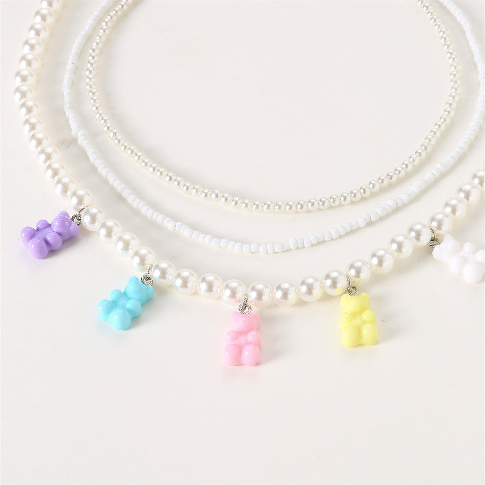 Collana con Ciondolo in Resina a Forma di Orsetto Carino e Perle Bianche per Bambini, Catena Fatta a Mano con Perline Rotonde