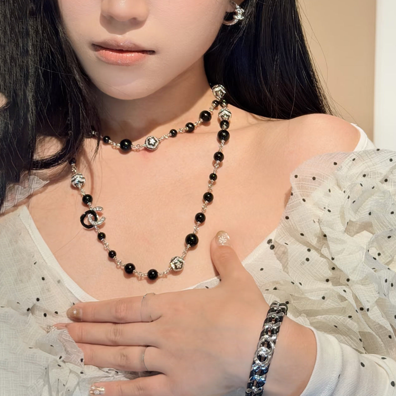 Elegant Sweet Black Enamel Double C Letter Pearl Necklace for Women
