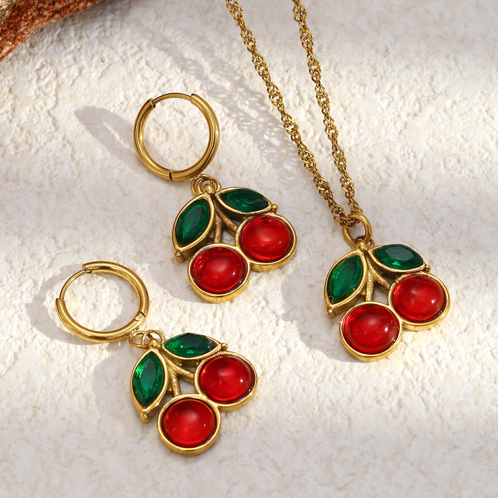 Collana da Donna con Ciondolo a Ciliegia in Acciaio Inossidabile Placcato Oro 18K