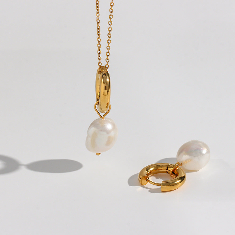 Minimalist Geometric Stainless Steel Earrings with 18K Gold Plating and Freshwater Pearl Accents