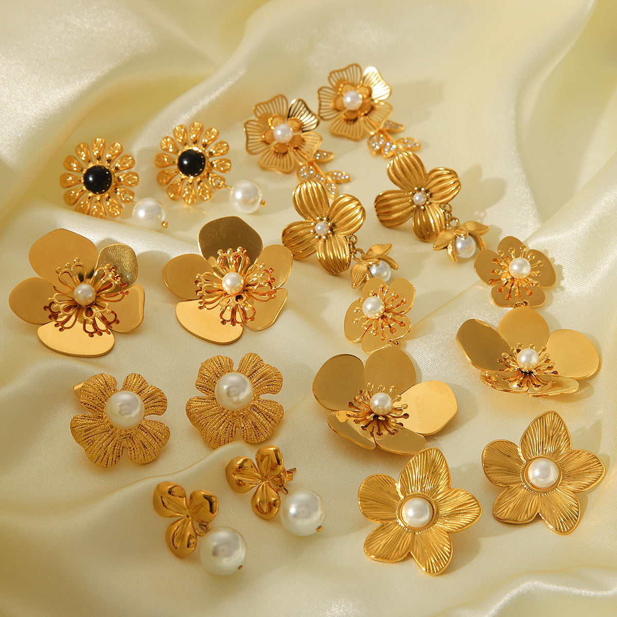 Vintage French Style 18K Gold Plated Stainless Steel Flower Pearl Stud Earrings for Women