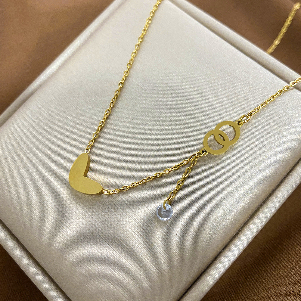 Collana da donna minimalista con pendente a forma di animale in acciaio al titanio, finitura placcata e delicata catena clavicolare