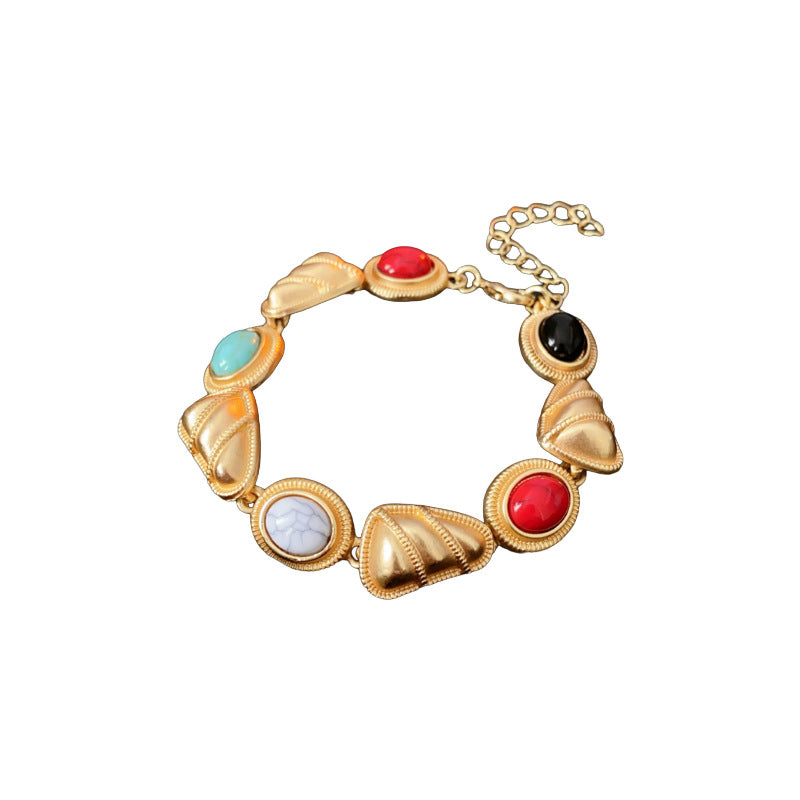 Set di bracciale con perline triangolari e collana a clavicola da donna in stile vintage, gioielli placcati in lega con design geometrico