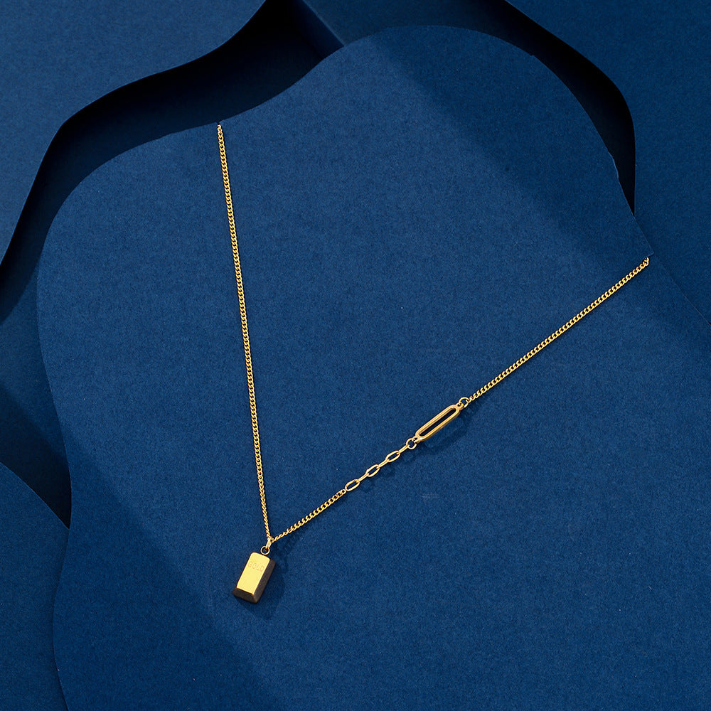 Elegante Collana con Ciondolo Geometrico in Acciaio al Titanio da Donna, Finitura Placcata, Catena Cubana, Gioielli di Moda Minimalisti