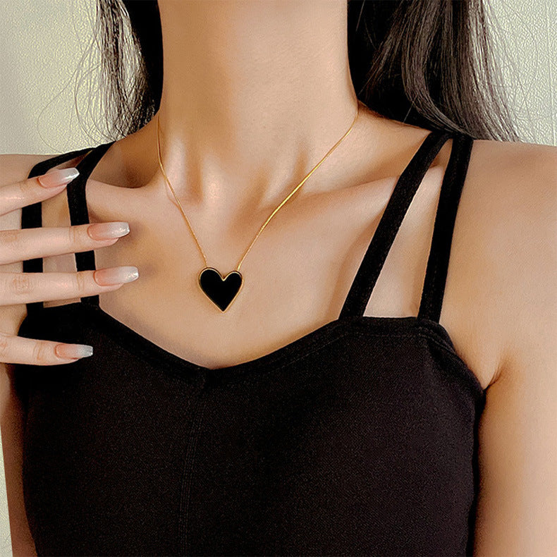 Minimalist Large Heart Pendant Necklace in Titanium Steel with 18K Gold Plating for Women and Men