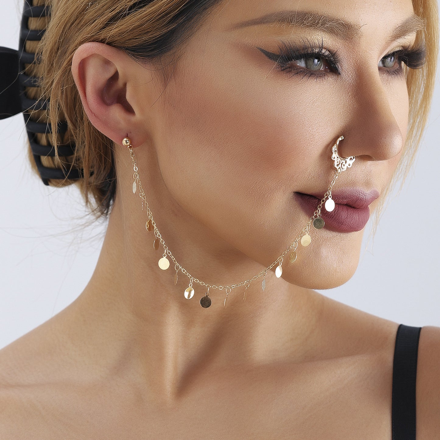 Bohemian Ethnic Geometric Round Plated Alloy Nose Ring with Chain and Tassel for Unisex